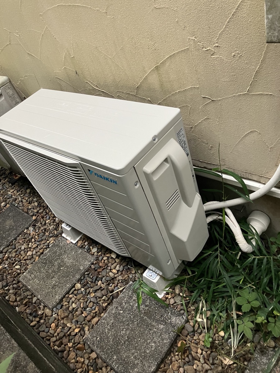 交換後のダイキン製室外機