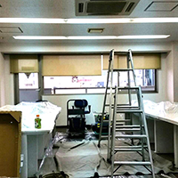 東京都新宿区テナントビルにて天井埋込形4方向エアコン入替え【業務用エアコン】