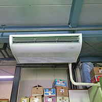 東京都大田区の工場にて天井吊形エアコンの入替え工事【業務用エアコン】