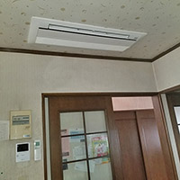 埼玉県川口市の一戸建てにて壁掛形と天井埋込形エアコンの入替え工事【ルームエアコン・ハウジングエアコン】
