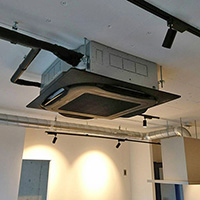 神奈川県川崎市の空きテナントにて天井埋込形ラウンドフローの新規設置工事【業務用エアコン】