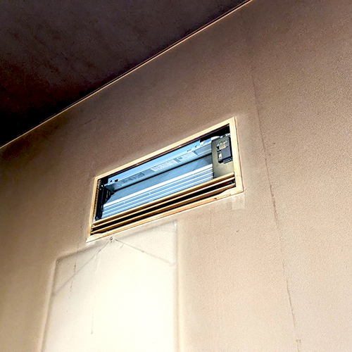 東京都新宿区の一戸建てにてダイキン製壁埋込型エアコンの入替え工事【ハウジングエアコン】